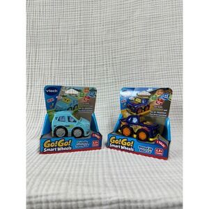 2 VTech Go! Go! Smart Wheels Race Car and family car New in package